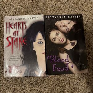 Alyxandra Harvey Vampire Book Set - Hearts at Stake & Blood Feud